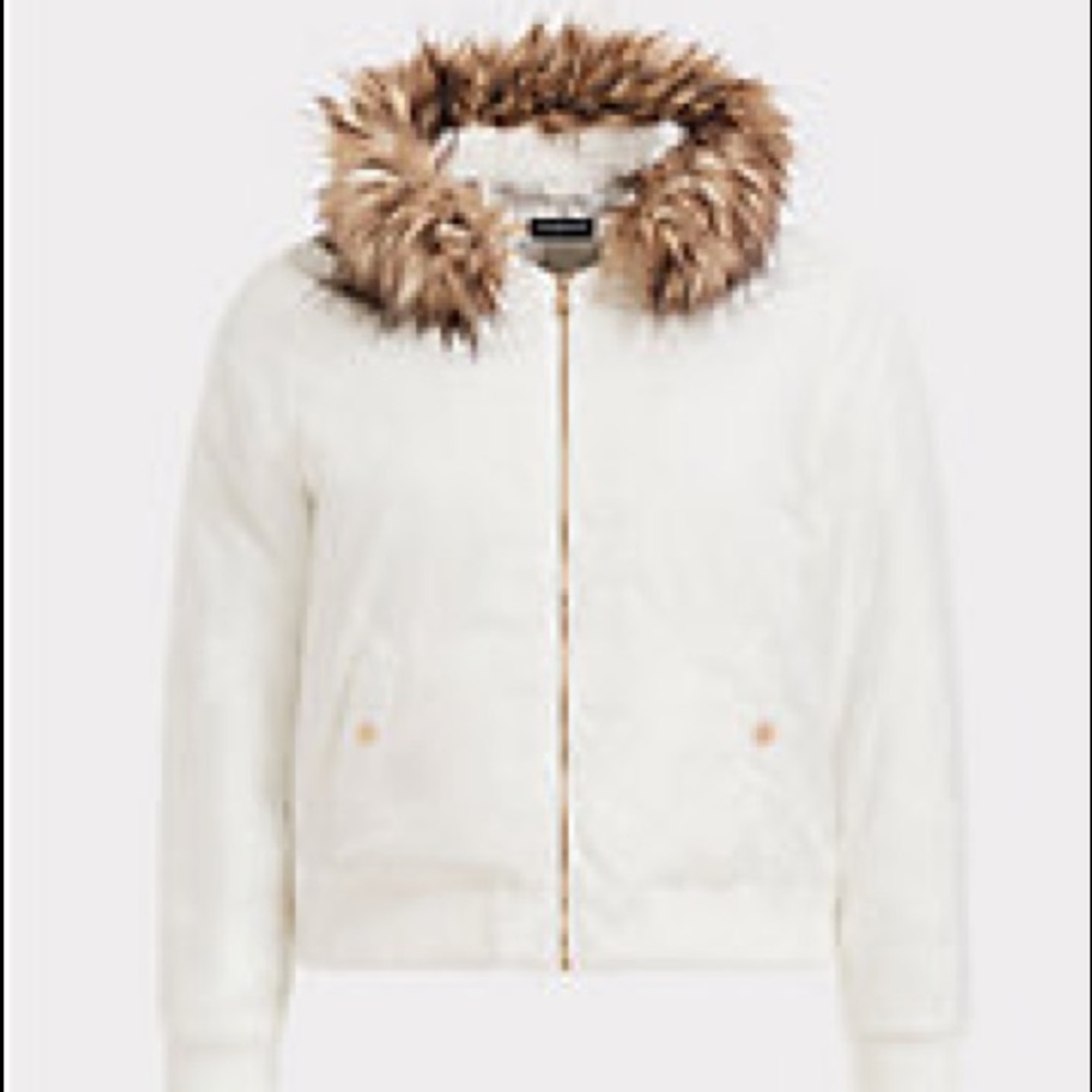 💕SOLD💕 WHITE FAUX FUR HOODIE BOMBER JACKET - Picture 5 of 8